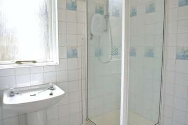  Image of 1 bedroom Flat for sale in Beaconsfield Road Hastings TN34 at Beaconsfield Road  Hastings, TN34 3TN