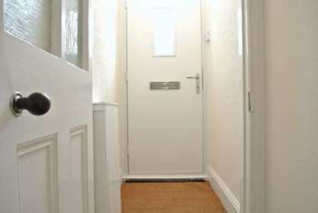  Image of 1 bedroom Flat for sale in Beaconsfield Road Hastings TN34 at Beaconsfield Road  Hastings, TN34 3TN