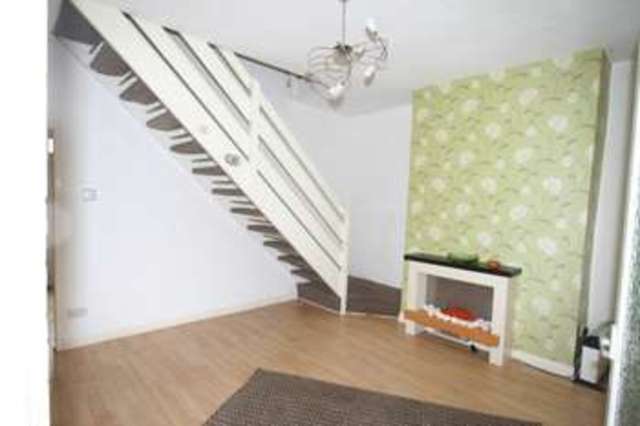  Image of 2 bedroom Terraced house to rent in Beswicke Street Rochdale OL12 at Rochdale OL12 6PT Rochdale, OL12 6PT