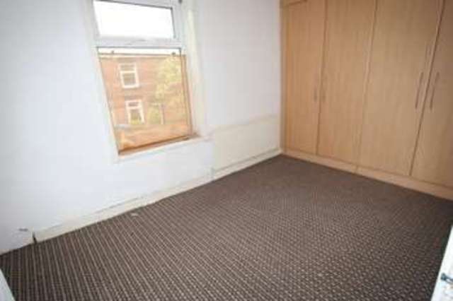  Image of 2 bedroom Terraced house to rent in Beswicke Street Rochdale OL12 at Rochdale OL12 6PT Rochdale, OL12 6PT