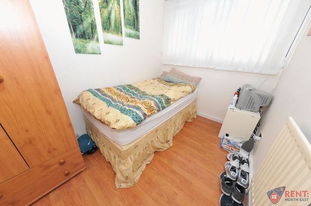  Image of 1 bedroom House Share to rent in Blackpool Parade Hebburn NE31 at Blackpool Parade Array Hebburn, NE31 2AF