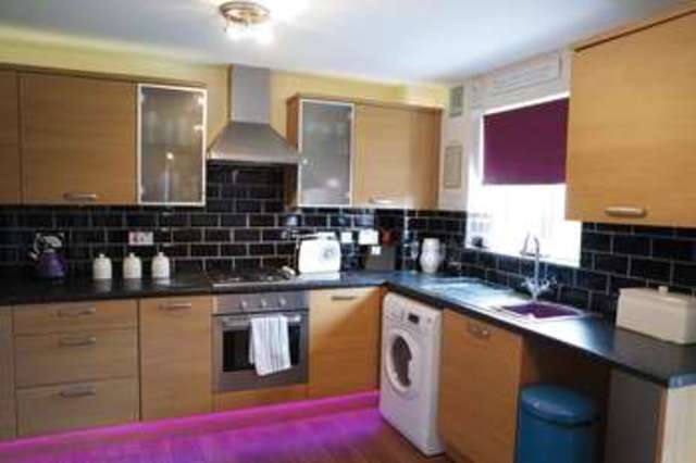  Image of 3 bedroom Semi-Detached house for sale in Blackshale Road Mansfield Woodhouse Mansfield NG19 at Blackshale Road Mansfield Woodhouse Mansfield, NG19 7GE
