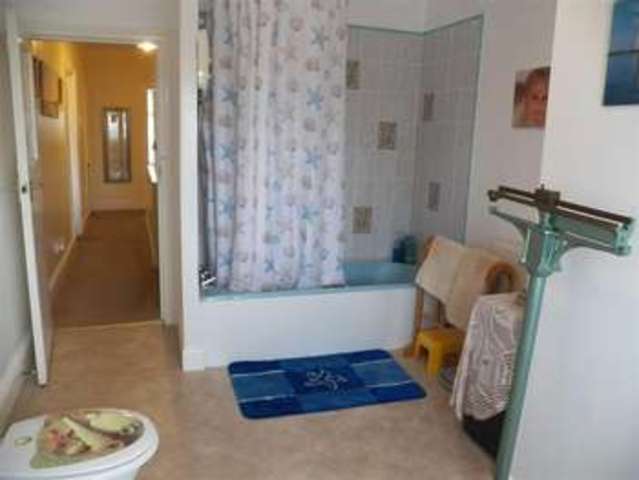  Image of 3 bedroom Property for sale in Bridge Street Kidwelly SA17 at Bridge Street Kidwelly Kidwelly, SA17 4UU