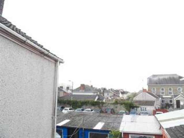  Image of 3 bedroom Property for sale in Bridge Street Kidwelly SA17 at Bridge Street Kidwelly Kidwelly, SA17 4UU