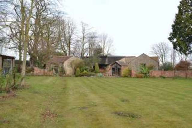  Image of 6 bedroom Detached house for sale in Brigg Road Wressle Brigg DN20 at Brigg Road  Wressle, DN20 0BU