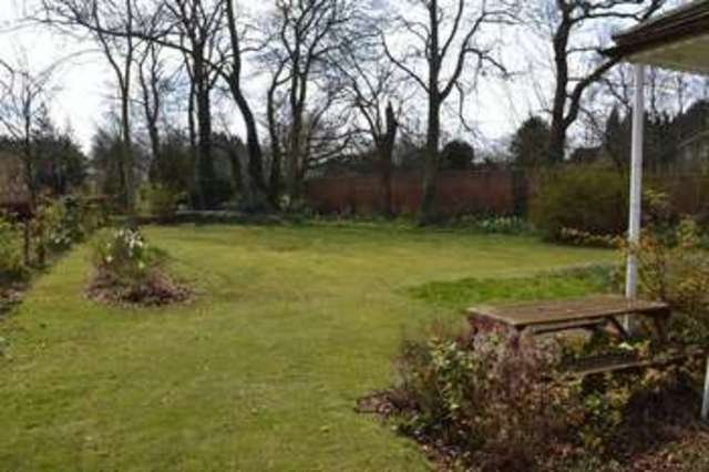  Image of 6 bedroom Detached house for sale in Brigg Road Wressle Brigg DN20 at Brigg Road  Wressle, DN20 0BU