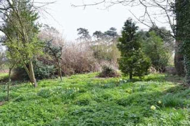  Image of 6 bedroom Detached house for sale in Brigg Road Wressle Brigg DN20 at Brigg Road  Wressle, DN20 0BU