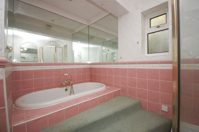  Image of 4 bedroom Detached house for sale in Bullamoor Road Northallerton DL6 at Bullamoor Road  Northallerton, DL6 3QW