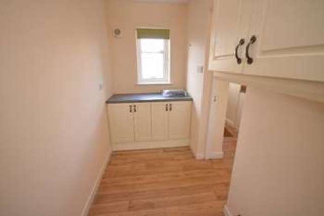  Image of 3 bedroom Terraced house to rent in Carleton Road Carleton Pontefract WF8 at Carleton Road  Pontefract, WF8 3NH
