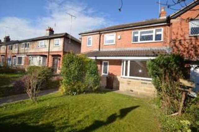  Image of 3 bedroom Terraced house to rent in Carleton Road Carleton Pontefract WF8 at Carleton Road  Pontefract, WF8 3NH