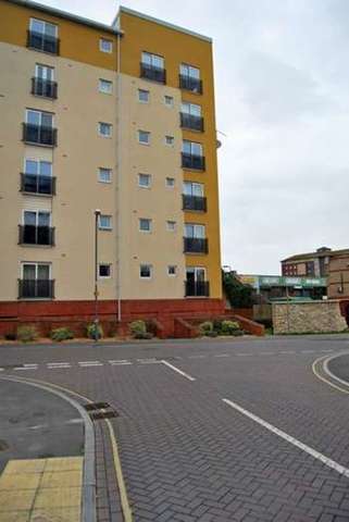  Image of 1 bedroom Flat to rent in Carpathia Drive Southampton SO14 at Carpathia Drive  Southampton, SO14 3GU