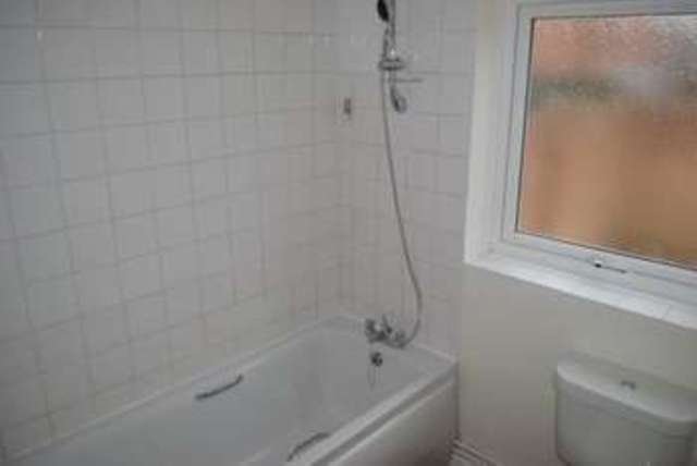  Image of 3 bedroom Terraced house for sale in Castle Street Grimsby DN32 at Castle Street  Grimsby, DN32 7LW