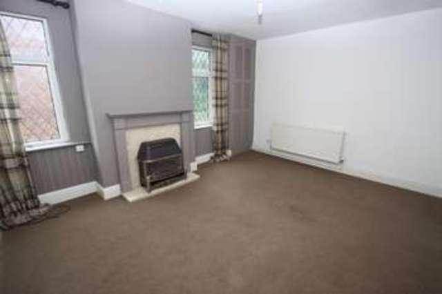  Image of 2 bedroom Terraced house to rent in Castle View Pontefract WF8 at Castle View  Pontefract, WF8 1EH