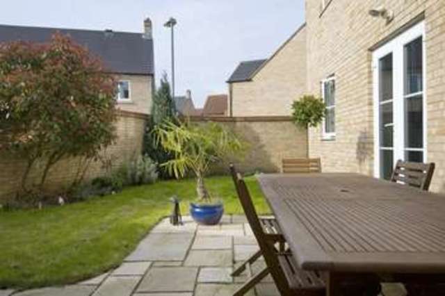  Image of 4 bedroom Property for sale in Chapman Way Eynesbury St. Neots PE19 at Chapman Way Eynesbury St. Neots, PE19 2HD