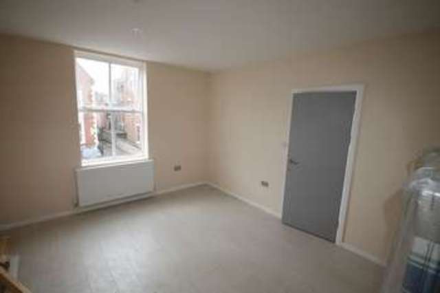  Image of 3 bedroom Flat to rent in Charnwood Street Derby DE1 at Charnwood Street  Derby, DE1 2GT
