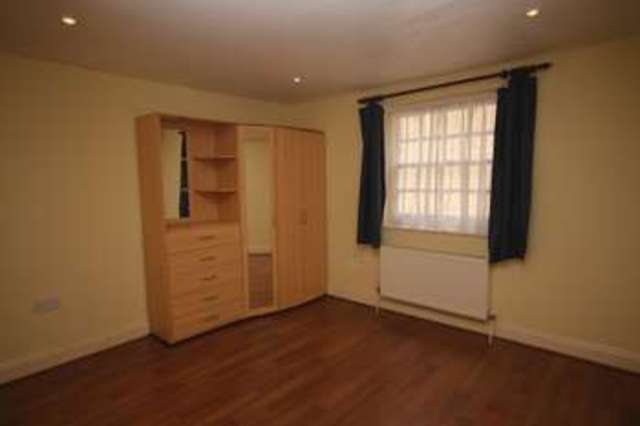  Image of 2 bedroom Mews to rent in Chequer Lane Ely CB7 at Chequer Lane  Ely, CB7 4LN