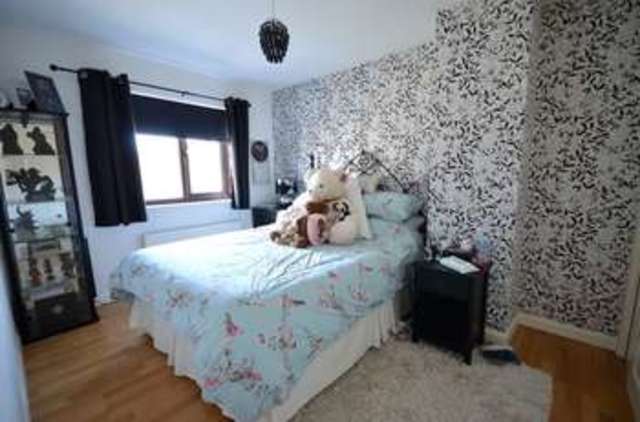  Image of 3 bedroom Detached house for sale in Chestnut Close Brize Norton Carterton OX18 at Chestnut Close Brize Norton Carterton, OX18 3YN