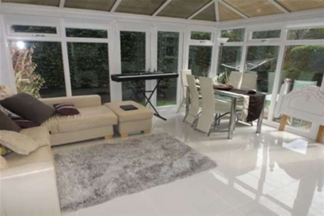  Image of 4 bedroom Detached house to rent in Cheviot Avenue Lytham St. Annes FY8 at Lytham St. Annes, FY8 4TE