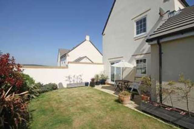  Image of 3 bedroom Detached house for sale in Lower Trindle Close Chudleigh Newton Abbot TQ13 at Lower Trindle Close  Chudleigh, TQ13 0FB