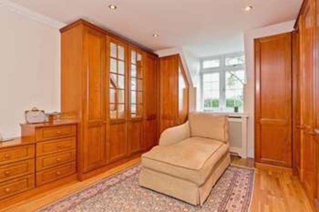  Image of 5 bedroom Detached house for sale in Church End Milton Bryan Milton Keynes MK17 at Church End Milton Bryan Milton Keynes, MK17 9HR