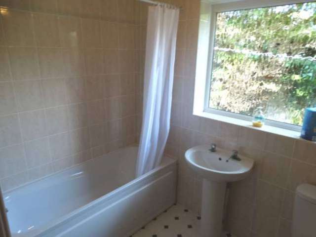  Image of 3 bedroom Detached house to rent in Church Street Willingdon Eastbourne BN22 at Church Street  Eastbourne, BN22 0HX