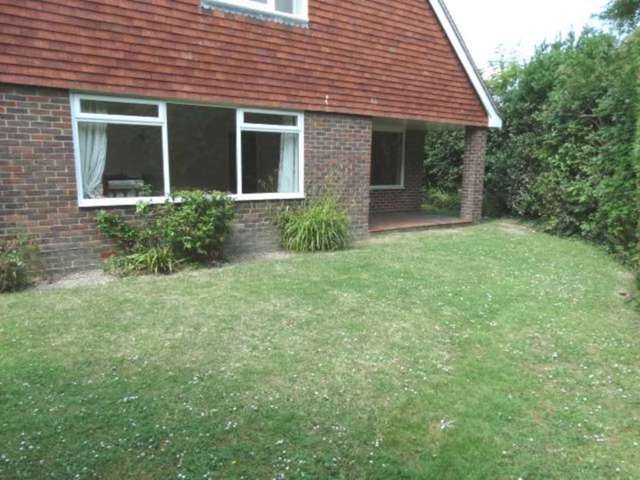  Image of 3 bedroom Detached house to rent in Church Street Willingdon Eastbourne BN22 at Church Street  Eastbourne, BN22 0HX