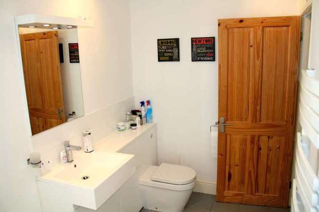  Image of 4 bedroom Detached house to rent in Clarence Road Sidcup DA14 at Clarence Road  Sidcup, DA14 4DL