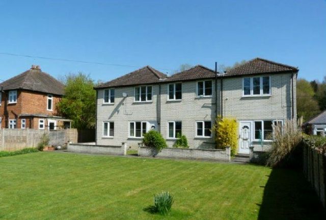  Image of 1 bedroom Ground Flat for sale in Marshmead Close Clarendon Salisbury SP5 at Clarendon  Salisbury, SP5 3DD