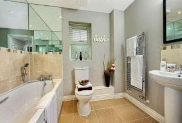  Image of 4 bedroom Detached house for sale in Cockett Lane Farnsfield Newark NG22 at Farnsfield  Farnsfield, NG22 8LF
