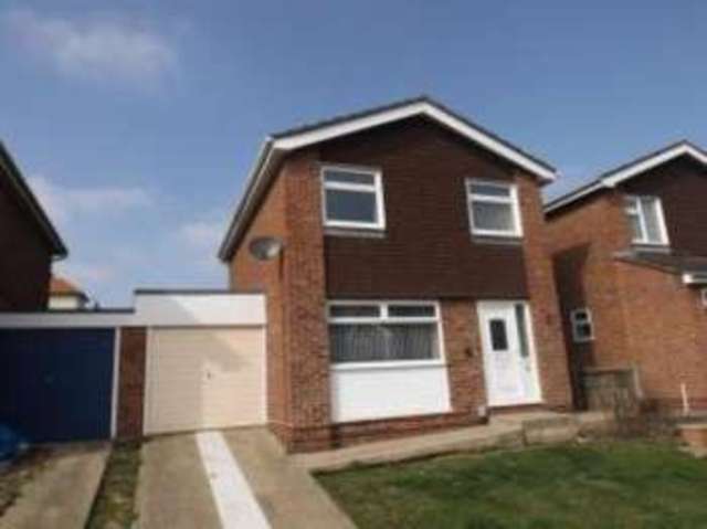  Image of 3 bedroom Detached house for sale in St. Davids Close Colchester CO4 at Colchester Essex Mile End, CO4 3BD