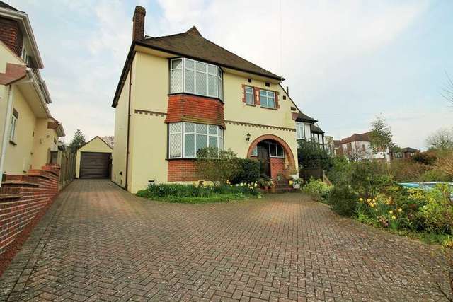  Image of 4 bedroom Detached house for sale in Hilltop Crescent Portsmouth PO6 at Cosham Portsmouth Hampshire, PO6 1BB