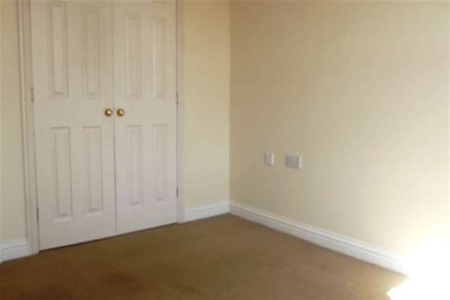  Image of 2 bedroom Flat to rent in Craven Street Southampton SO14 at Southampton, SO14 1AX