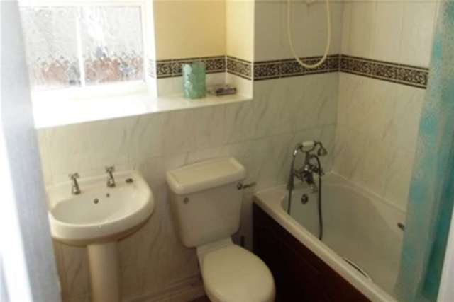  Image of 2 bedroom Flat to rent in Craven Street Southampton SO14 at Southampton, SO14 1AX