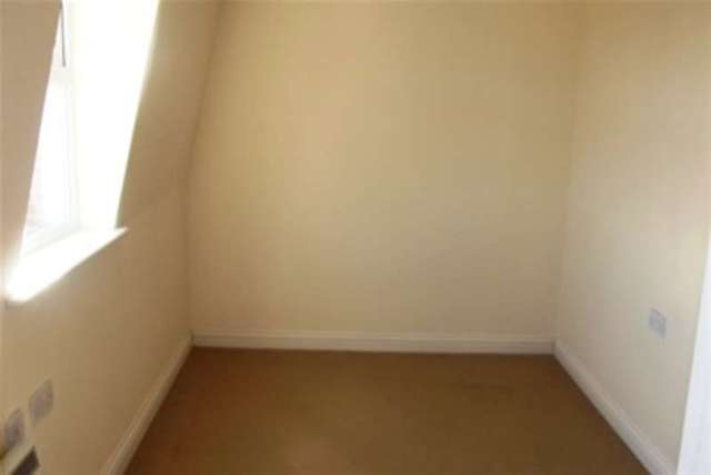  Image of 2 bedroom Flat to rent in Craven Street Southampton SO14 at Southampton, SO14 1AX