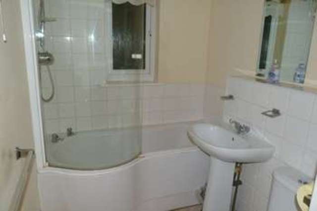  Image of 2 bedroom Flat for sale in Creek Gardens Wootton Bridge Ryde PO33 at Creek Gardens Wootton Bridge Ryde, PO33 4JX