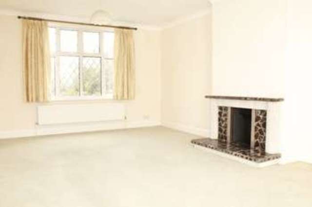  Image of 3 bedroom Semi-Detached house for sale in Crescenta Walk Bognor Regis PO21 at Crescenta Walk Aldwick Bognor Regis, PO21 2XS
