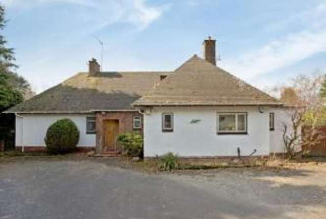  Image of 3 bedroom Bungalow for sale in Cumnock Road Mauchline KA5 at Mauchline East Ayrshire Mauchline, KA5 5AW