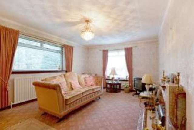  Image of 3 bedroom Bungalow for sale in Cumnock Road Mauchline KA5 at Mauchline East Ayrshire Mauchline, KA5 5AW