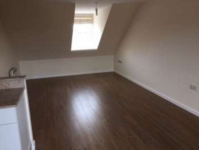  Image of 4 bedroom Flat to rent in Daniel Hill Mews Sheffield S6 at Daniel Hill Street Walkley Sheffield, S6 3JJ