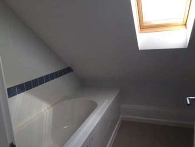  Image of 4 bedroom Flat to rent in Daniel Hill Mews Sheffield S6 at Daniel Hill Street Walkley Sheffield, S6 3JJ