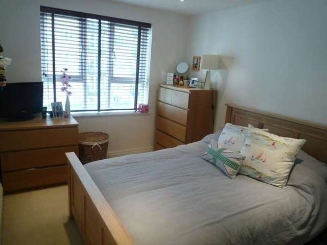  Image of 1 bedroom Flat to rent in Royal Quarter Seven Kings Way Kingston upon Thames KT2 at Royal Quarter Seven Kings Way Kingston Upon Thames, KT2 5BJ