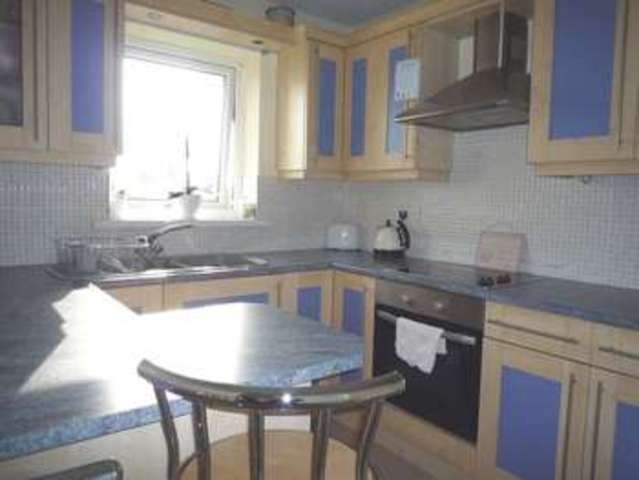  Image of 2 bedroom Flat to rent in Romilly Road Rhoose Barry CF62 at Romilly Road  RHOOSE, CF62 3AU
