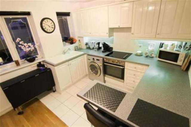  Image of 1 bedroom Flat to rent in Desdemona Avenue Heathcote Warwick CV34 at Warwick, CV34 6FX