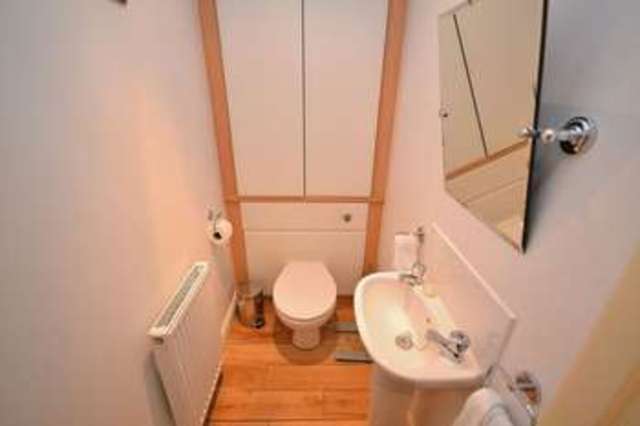  Image of 3 bedroom Detached house for sale in Deverell Way Leighton Buzzard LU7 at Deverell Way  Leighton Buzzard, LU7 4UN