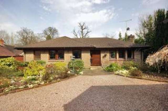  Image of 4 bedroom Detached house for sale in Domewood Copthorne Crawley RH10 at Domewood Copthorne Crawley, RH10 3HD