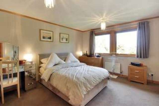  Image of 4 bedroom Detached house for sale in Domewood Copthorne Crawley RH10 at Domewood Copthorne Crawley, RH10 3HD