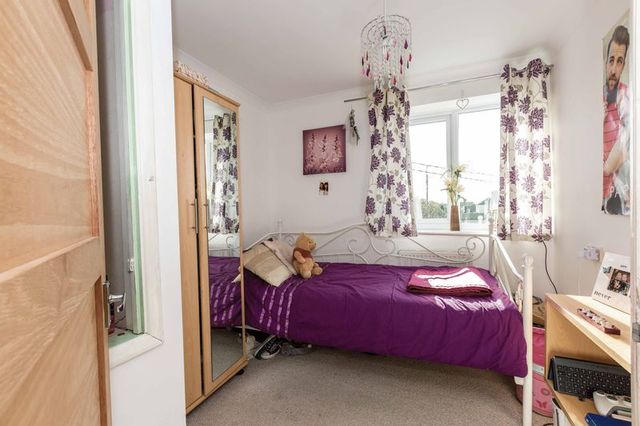  Image of 4 bedroom Semi-Detached house for sale in Eastwood Rise Eastwood Leigh-on-Sea SS9 at Eastwood Rise  Leigh-On-Sea, SS9 5BT
