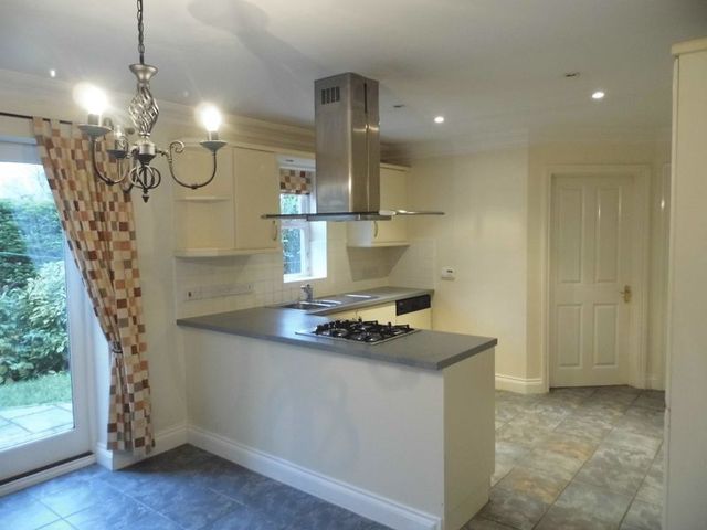  Image of 3 bedroom Terraced house to rent in Edreds Court Calne SN11 at Edreds Court  Calne, SN11 8BA
