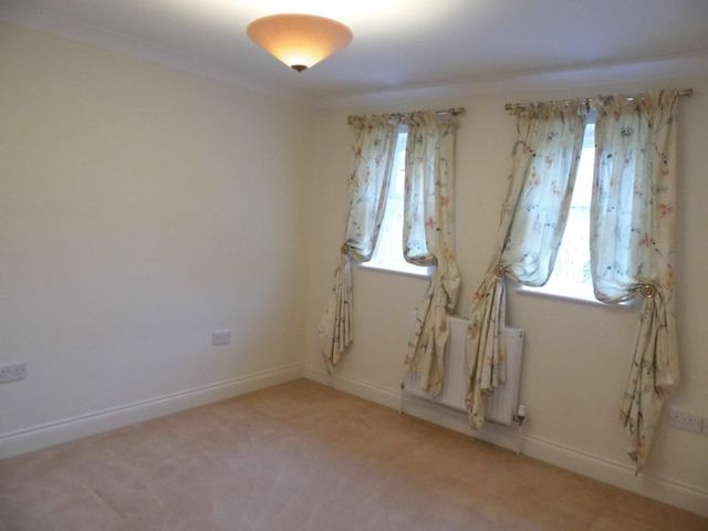  Image of 3 bedroom Terraced house to rent in Edreds Court Calne SN11 at Edreds Court  Calne, SN11 8BA