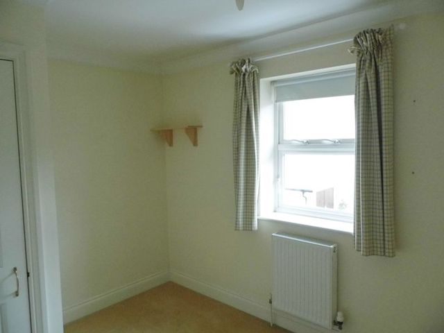  Image of 3 bedroom Terraced house to rent in Edreds Court Calne SN11 at Edreds Court  Calne, SN11 8BA
